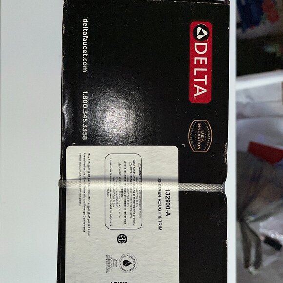 Delta Classic Chrome 1-handle Multi-function 5.0000-in Round Shower Faucet New - Picture 6 of 11